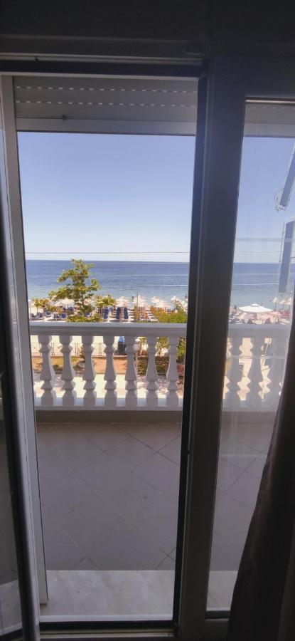 Iliana Hotel Paralia 외부 사진
